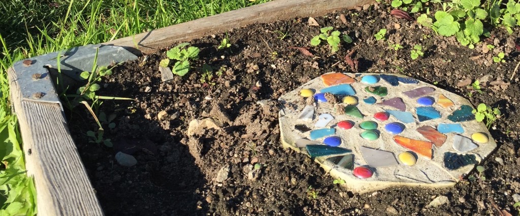 how to brighten up your community garden