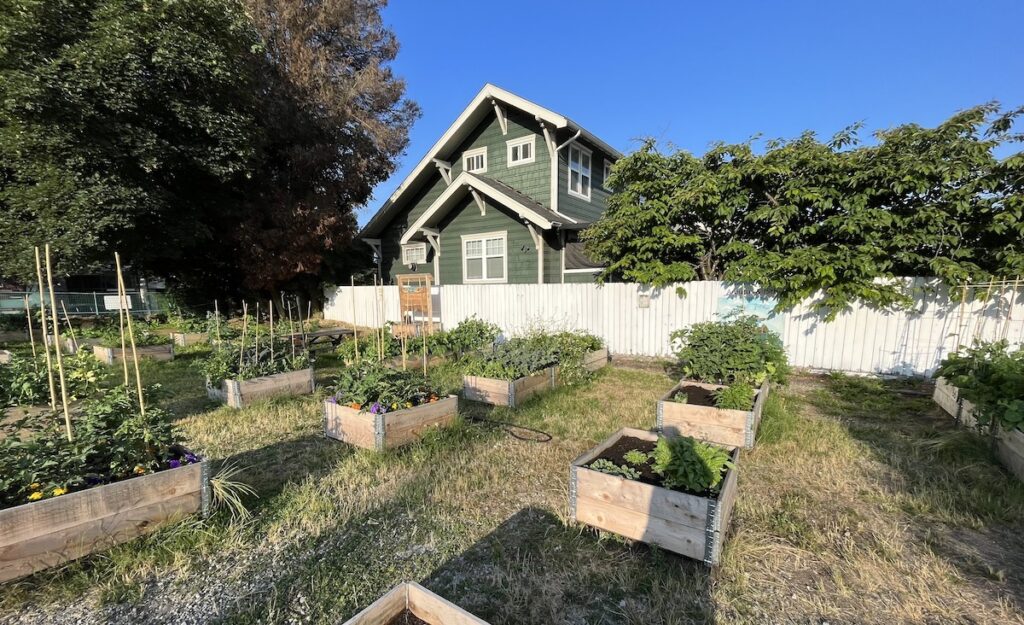 Benefits of Community Garden