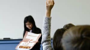 How to Teach a Child to Ask Questions